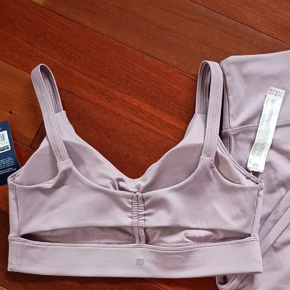 Marika Workout Set - Picture 2 of 9